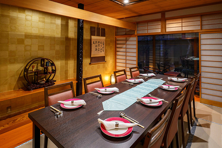 沙山華店内